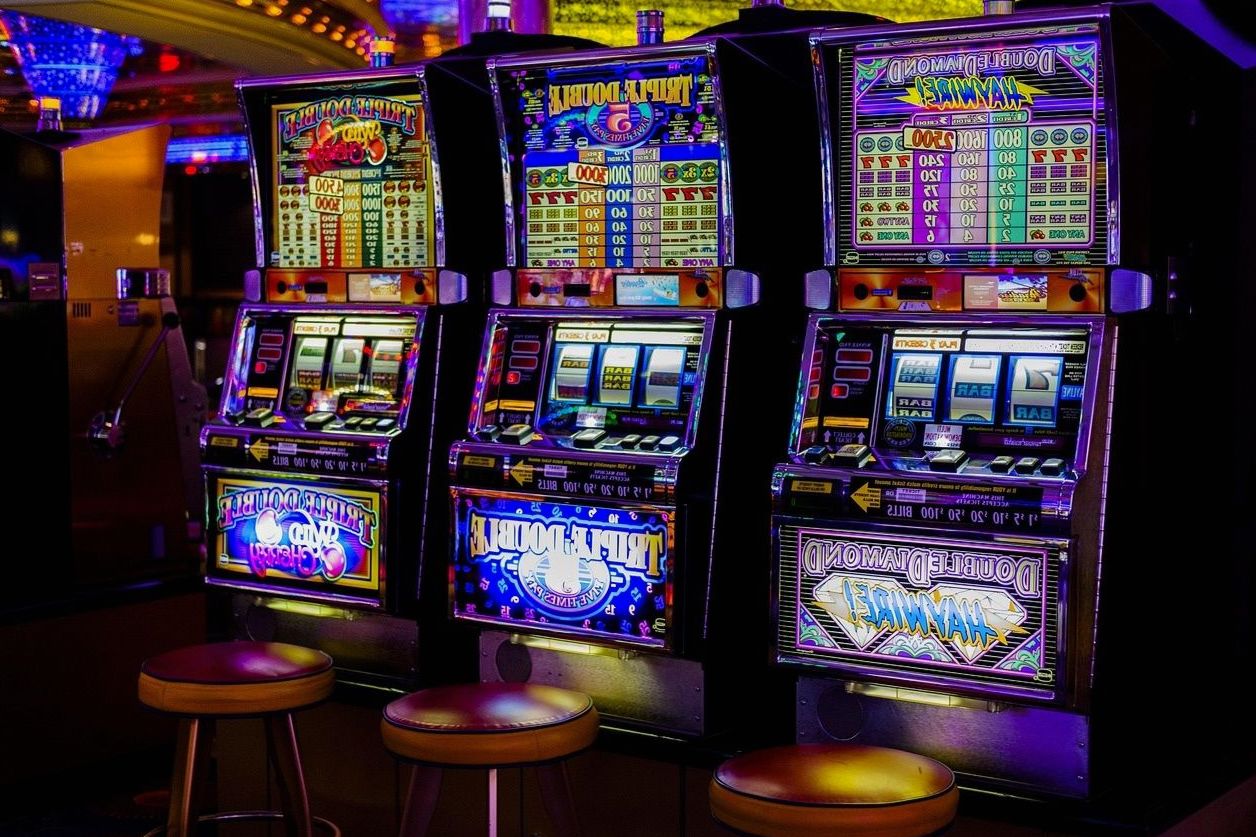 Casino chips and cards on gaming table at Joyfuldays